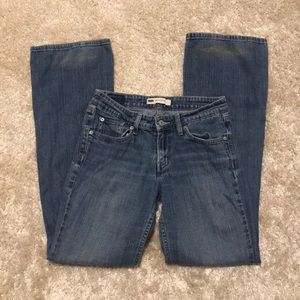 Levi’s Jeans. 518 Superlow